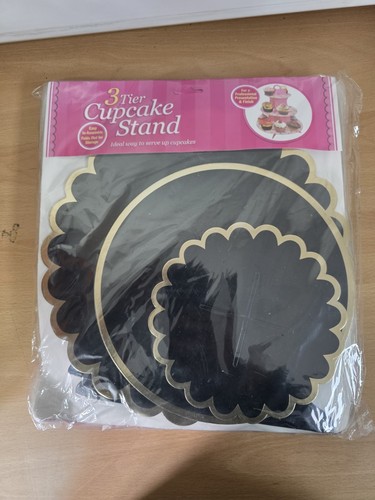 White cake stand cardboard - white,