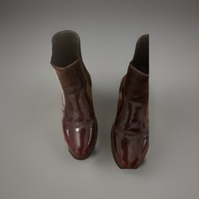 Dr. Martens Flora Women's Chelsea Boots Size 6 Cherry Red Leather