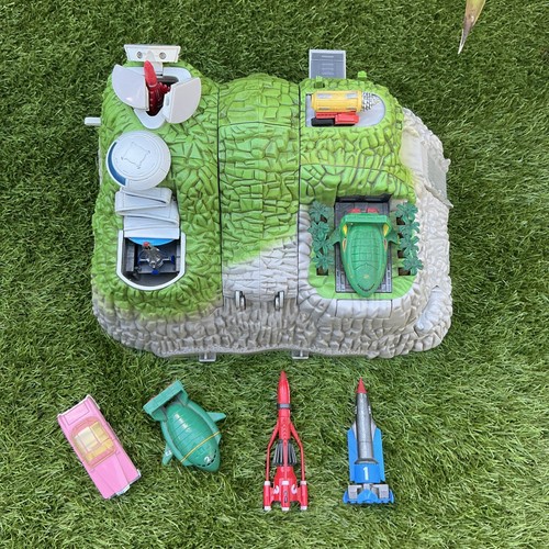 Vintage thunderbirds tracy - vintage,