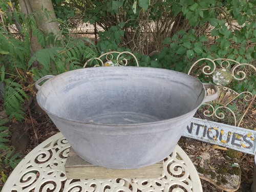 Large vintage galvanised wash - vintage,