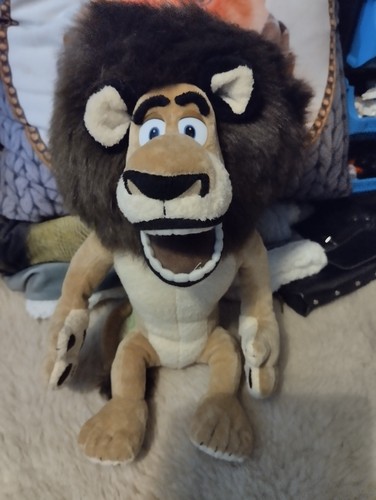 Madagascar plushie - madagascar,