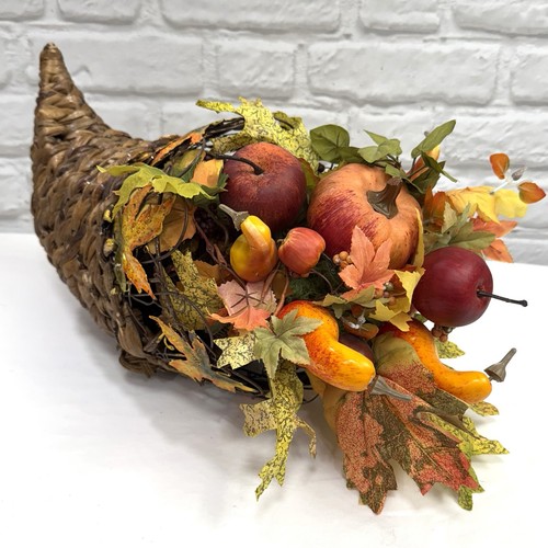 Cornucopia horn plenty - cornucopia, of