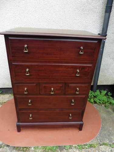 Stag minstrel mahogany chest - minstrel,