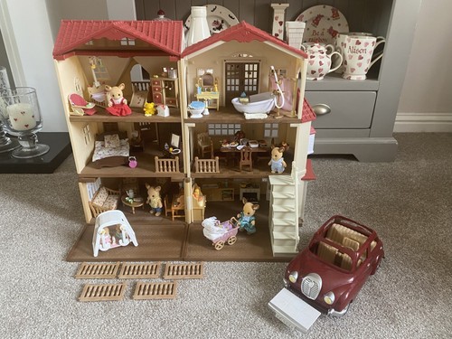 Sylvanian families red - families, roof