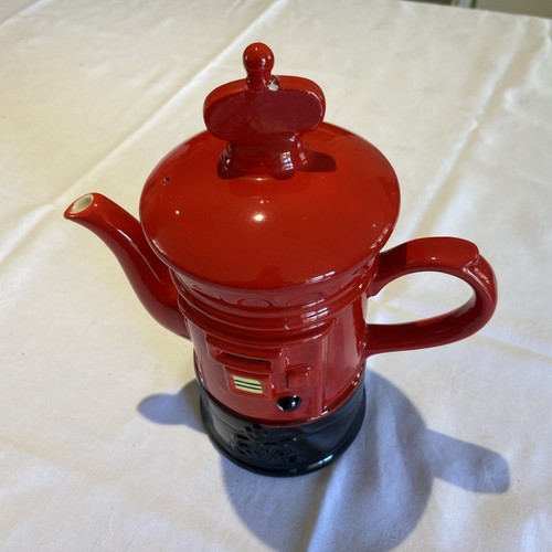 Pillar box red - pillar,