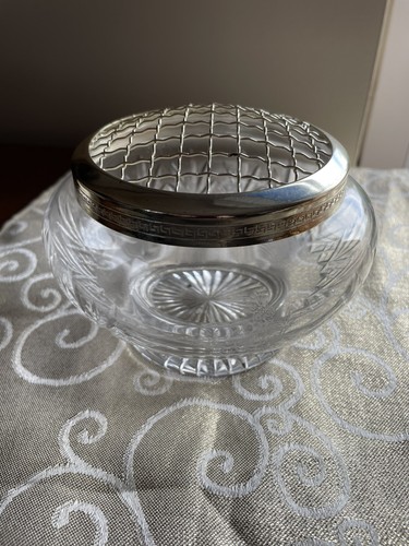 Vintage flower bowl with - flower,