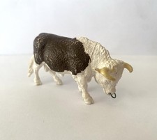 Britains Hereford Bull with Metal Nose Ring 1/32 Scale Farm Animal Cattle