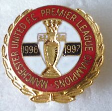 MANCHESTER UNITED FOOTBALL Enamel Pin Badge PREMIER LEAGUE CHAMPIONS 1996 1997