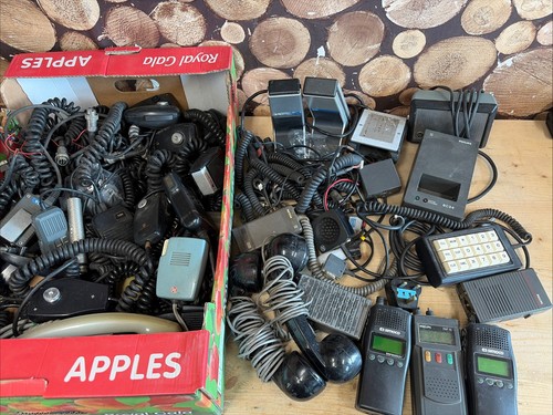 Job lot radio - parts, pye
