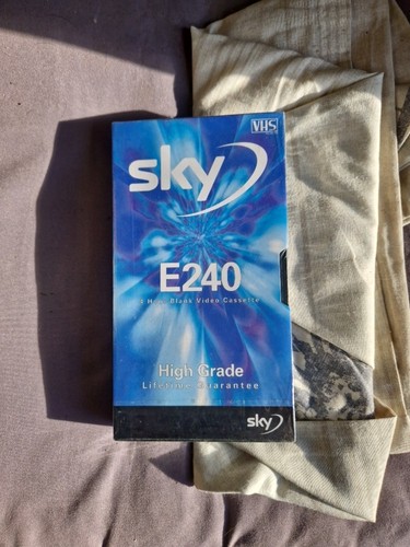 Sky e240 vhs hour - 4-hour, blank
