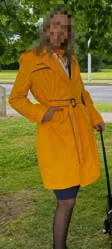 Ryanair cabin crew raincoat - ryanair,