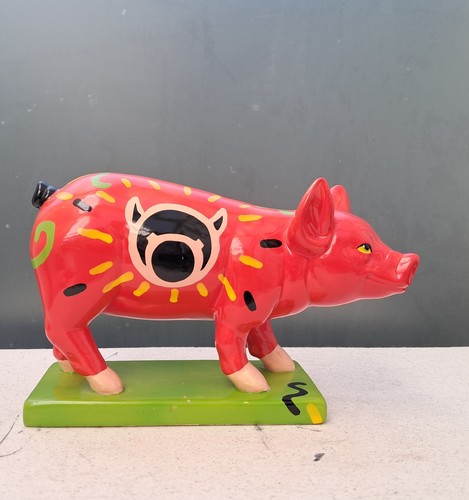 Ornamental pig party - pig.,