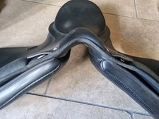 Wintec Wide Saddle With Cair And Adjustable Gullet