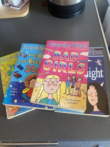 Jaqueline wilson book bundle - jaqueline,