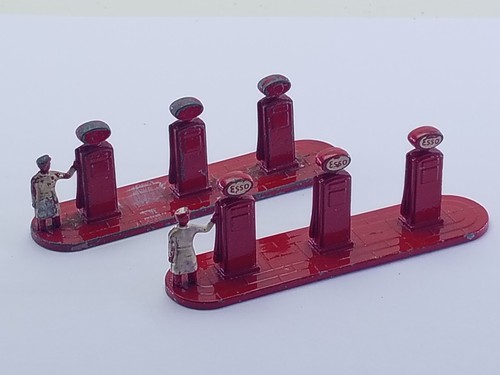 Matchbox lesney petrol pumps - matchbox,