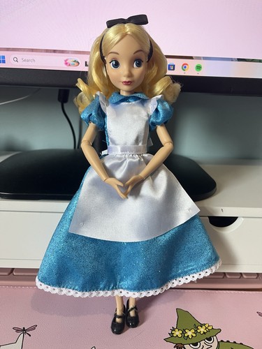 Disney store alice in - store,