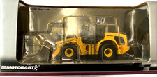 DIE CAST NEW HOLLAND LOADING