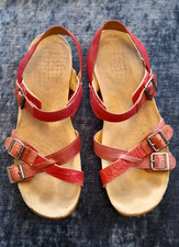 Clarks Active Air Size 7 'D'