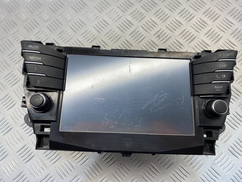 2017 toyota avensis sat nav - sat,