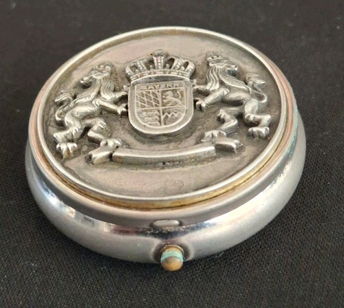 Antique pewter snuff box with - antique,