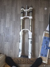 Rockshox Boxxer RC 26" 200mm 1&1/8" Downhill Forks