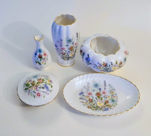 Aynsley wild tudor bone china - aynsley,