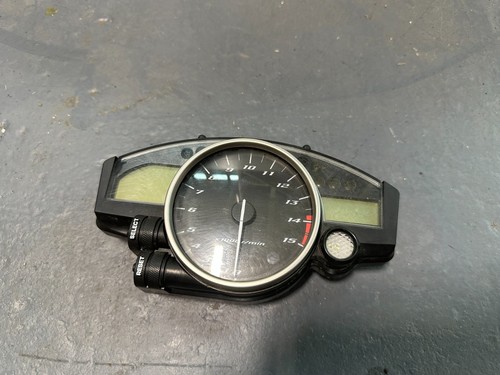Yamaha yzf r1 - 04-06,