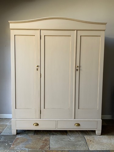 Large restored pine vintage - large,