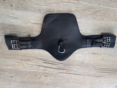 Childeric short stud - short,