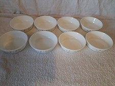 Set of 8 Vintage Pyrex Bowls