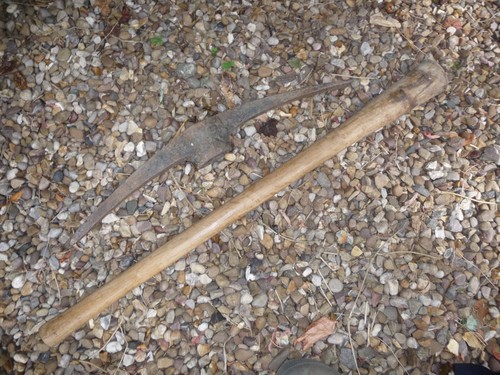 Pickaxe 90cm long - pickaxe, steel