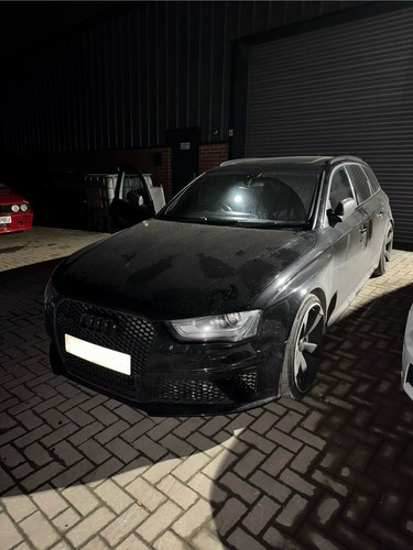 Audi rs4 avant 2 v8 - b8, 4.2