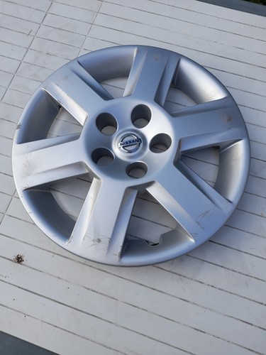 Nissan wheel trim hub - trim, cap