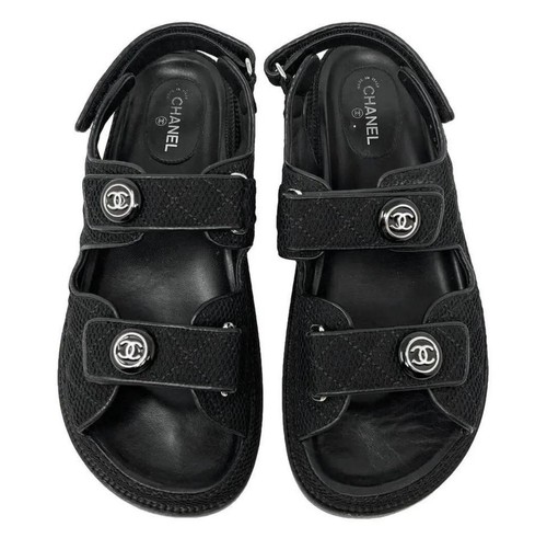 Chanel black quilted - quilted, dad