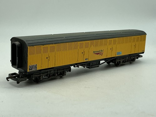 C373 lima yellow network rail - c373,