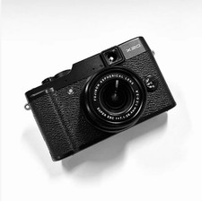 Fujifilm Fuji X Series X20 12.0MP 4x Optical Zoom Digital Camera Black - 90%NEW