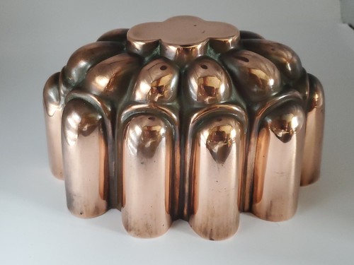 Antique copper jelly mould - mould, f.w