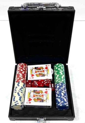 100 poker chips - poker, with