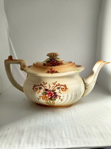 Antique crown ducal ware - crown,