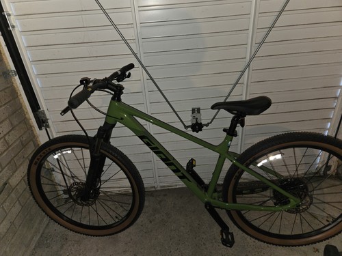 Giant talon mountain bike - giant,