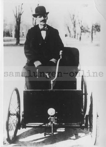 Henry ford his quadricycle - ford,