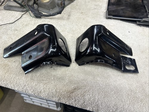 Radiator support brackets pair - radiator,