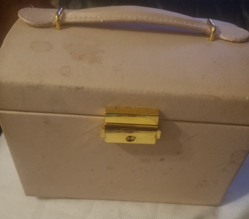 Pale pink jewellrey box - pale,