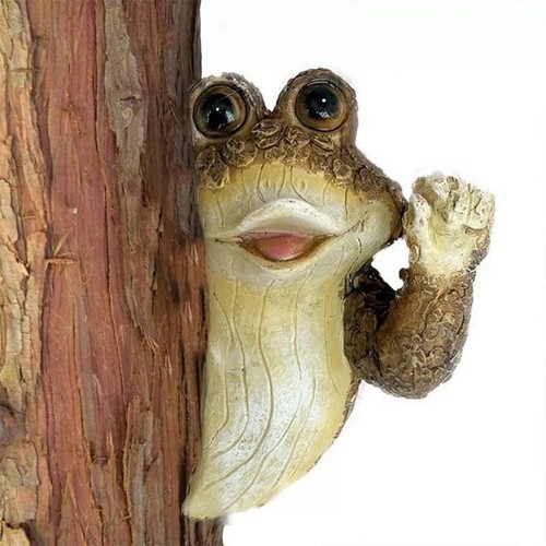 Quiet tree peeker - ,