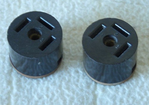 Lucas headlamp plug pin - plug, 3