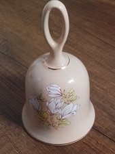 VINTAGE SADLER ENGLAND DECORATIVE BELL MAGNOLIA 1970 approximately 