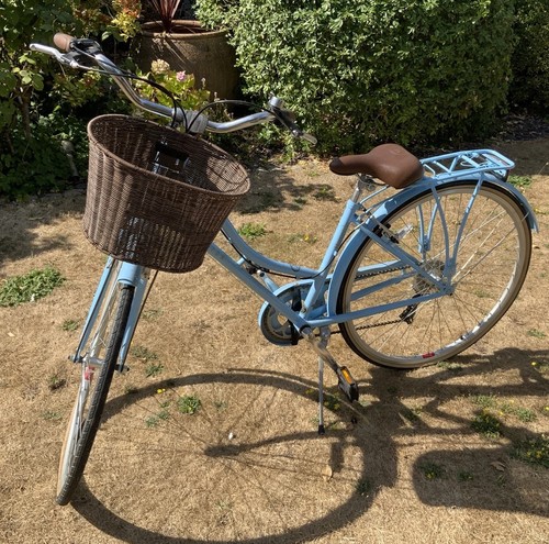 Ladies traditional bicycle - ladies,