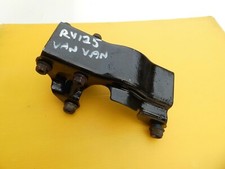 SUZUKI RV RV125 VANVAN - ORIGINAL ENGINE FRONT MOUNTING BRACKET & BOLTS