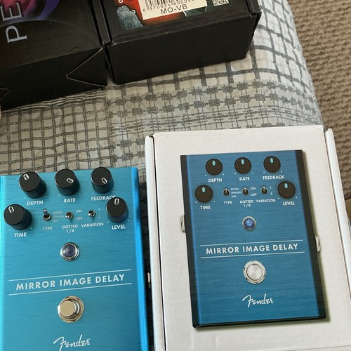 Fender mirror image delay - fender,