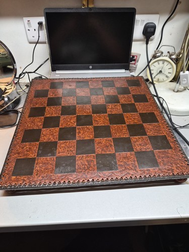 Terracotta art deco chess - terracotta,